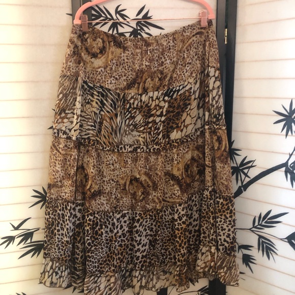 Notations Mid Length Boho Elastic Waist Skirt Size X-Large in Animal Print - Picture 6 of 8